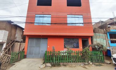 CASA 3 PISOS EN VENTA 158 M2 HUAYCÁN - ATE