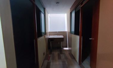 CASA 3 PISOS EN VENTA 158 M2 HUAYCÁN - ATE