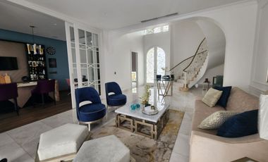 Samborondon, Renta de Casa Moderna 4 Dorm Amoblada con Piscina Vista Al Lago