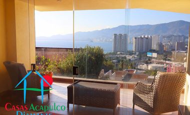 Casa en renta vacacional para 14 personas. Alberca privada y vista al mar. Incluye servicio de limpieza