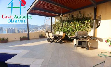 Casa en renta vacacional para 14 personas. Alberca privada y vista al mar. Incluye servicio de limpieza