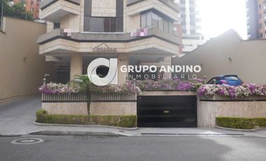 Se vende apartamento en el Edificio Carrara Cabecera - Bucaramanga