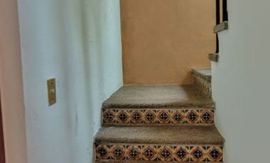 V408 Villa en Venta 2 recámaras Estilo Mexicano frente a campo de golf en Ixtapa