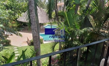 V408 Villa en Venta 2 recámaras Estilo Mexicano frente a campo de golf en Ixtapa