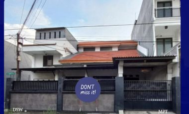 Rumah Manukan Tandes Surabaya Barat Strategis dekat Benoow Lakarsantri Grand Pakuwon