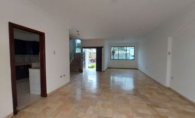 Via La Costa, Vendo/alquilo Casa 3 Dorm. en Urbanizacion Privada
