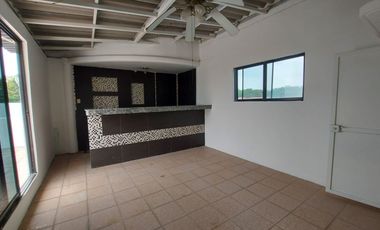 Via La Costa, Vendo/alquilo Casa 3 Dorm. en Urbanizacion Privada