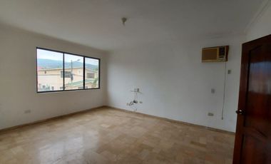 Via La Costa, Vendo/alquilo Casa 3 Dorm. en Urbanizacion Privada