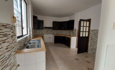 Via La Costa, Vendo/alquilo Casa 3 Dorm. en Urbanizacion Privada