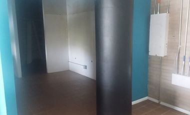 DF8A9 Local en arriendo en el sector Loma de los Benedictinos