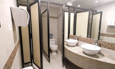 Oportunidad!!! Amplio Local Completamente Renovado