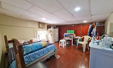 Venta de Casa Rentera, sector Centro Sur, García Goyena entre Villavicencio y Hernando de Zaera, cerca a Centro Cívico.