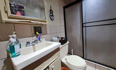 Venta de Casa Rentera, sector Centro Sur, García Goyena entre Villavicencio y Hernando de Zaera, cerca a Centro Cívico.