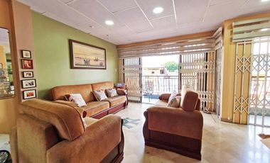 Venta de Casa Rentera, sector Centro Sur, García Goyena entre Villavicencio y Hernando de Zaera, cerca a Centro Cívico.