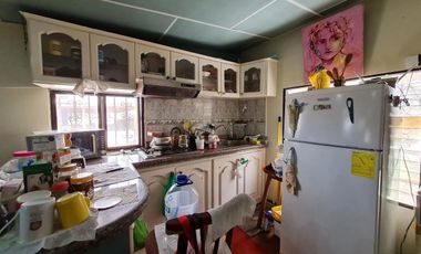 Venta de Casa Rentera, sector Centro Sur, García Goyena entre Villavicencio y Hernando de Zaera, cerca a Centro Cívico.