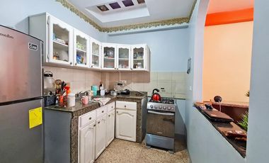 Venta de Casa Rentera, sector Centro Sur, García Goyena entre Villavicencio y Hernando de Zaera, cerca a Centro Cívico.