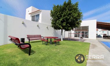 RENTA CASA🏡 Puerta De Piedra Residencial Coto 3 Celaya Gto.