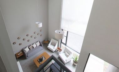 HERMOSA CASA EN PRIVADA.