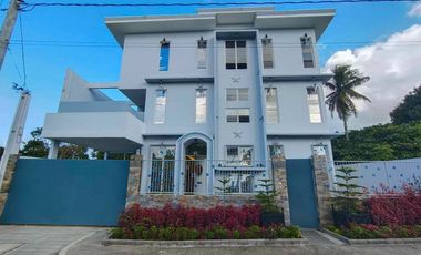 READY FOR OCCUPANCY 6 BEDROOMS HOUSE AND LOT IN TAGAYTAY