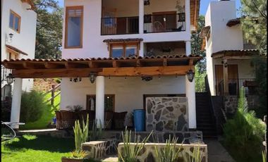 CABAÑA EN VENTA EN MAZAMITLA a 7 min del centro ideal para airbnb