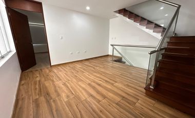 MODERNA CASA CON ACABADOS A1 Y PRECIOSA VISTA AL MAR Y AL GOLF