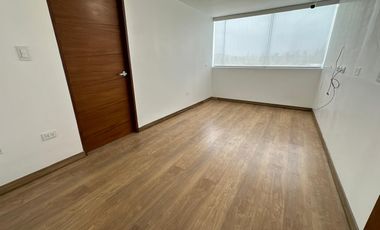 MODERNA CASA CON ACABADOS A1 Y PRECIOSA VISTA AL MAR Y AL GOLF