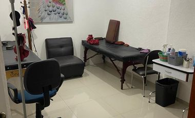 EDIFICIO CON USO DE SUELO COMERCIAL