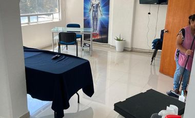 EDIFICIO CON USO DE SUELO COMERCIAL