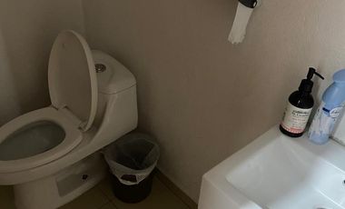 EDIFICIO CON USO DE SUELO COMERCIAL