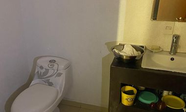 EDIFICIO CON USO DE SUELO COMERCIAL