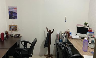 EDIFICIO CON USO DE SUELO COMERCIAL