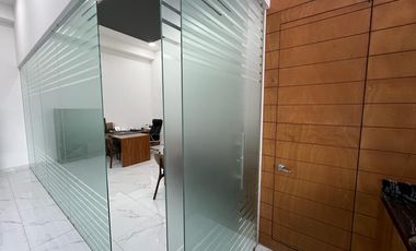 OFICINA EQUIPADA Y AMUEBLADA 75 M2 EN RENTA TORRE OMEGA CENTRO MAYOR ZAVALETA