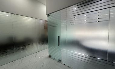 OFICINA EQUIPADA Y AMUEBLADA 75 M2 EN RENTA TORRE OMEGA CENTRO MAYOR ZAVALETA