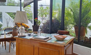 Hermosa casa en venta. Zavaleta