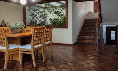 SE VENDE CASA EN CONDOMINIO ATRÁS DEL ANGELES DEL PEDREGAL. MAGDALENA CONTRERAS