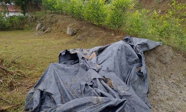 VENDO TERRENO PLANITO EN UNIDAD CERRADA EN BARBOSA ANTIOQUIA.