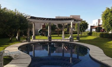 RENTA DE CASA EN FRACCIONAMIENTO BALVANERA GOLF POLO & COUNTRY CLUB  QUERÉTARO