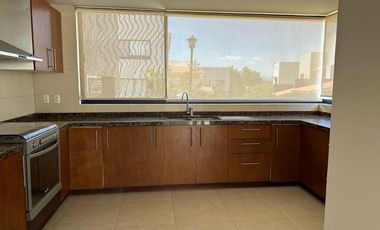 RENTA DE CASA EN FRACCIONAMIENTO BALVANERA GOLF POLO & COUNTRY CLUB  QUERÉTARO