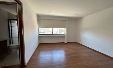 RENTA DE CASA EN FRACCIONAMIENTO BALVANERA GOLF POLO & COUNTRY CLUB  QUERÉTARO