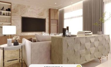 Pre-Selling in New Manila Townhouse