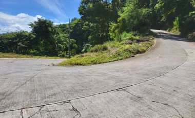 500 sqm lot for sale with view of Taal near Tagaytay