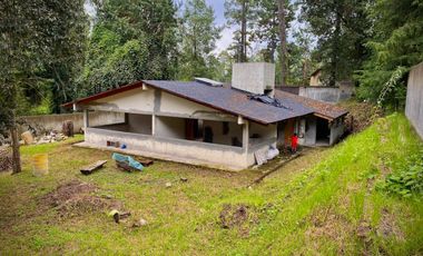 CASA EN VENTA EN VALLE DE BRAVO A 10 MINUTOS DEL CLUB DE GOLF AVANDARO