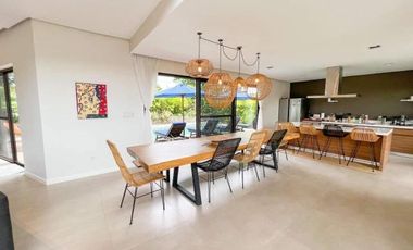 Rush Sale: Beach House and Lot in Anvaya Cove Bataan