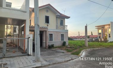 Antipolo Rizal, St. Judith Hills. House and Lot for sale