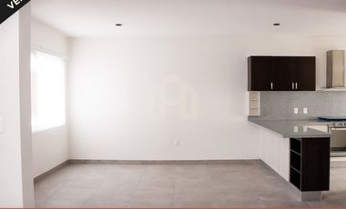 *CALENTADOR SOLAR+MINISPLIT DE REGALO!**FRACCIONAMIENTO EL CIELO, CASA EN VENTA CON JARDÍN GRANDE, LEÓN GUANAJUATO, ZONA NORTE