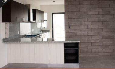 *CALENTADOR SOLAR+MINISPLIT DE REGALO!**FRACCIONAMIENTO EL CIELO, CASA EN VENTA CON JARDÍN GRANDE, LEÓN GUANAJUATO, ZONA NORTE