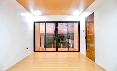 Premium Modern House  with Lakeview & Swimming Pool