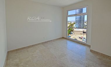 Puerta de Hierro Attala Tower Living English Spoken