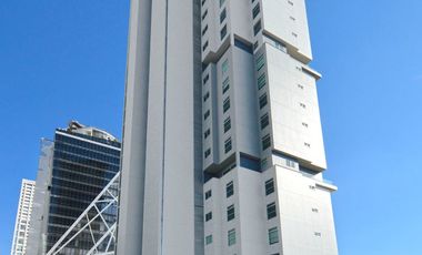 Puerta de Hierro Attala Tower Living English Spoken