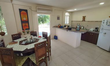 Ballenita, Venta Hermosa Casa 5 Dorm. con Vista y a Pocos metros del Mar